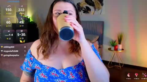 Snapshot of edalyn_af chatting on 10/08/25, 07:11      online show from 10/08/25, 07:11