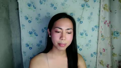 Snapshot of eddfox001 chatting on 04/21/26, 03:17 eddfox001 online show from 04/21/26, 03:17