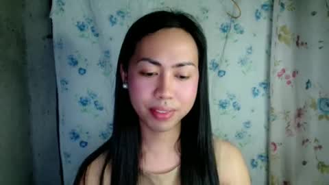 Snapshot of eddfox001 chatting on 04/25/26, 04:15 eddfox001 online show from 04/25/26, 04:15