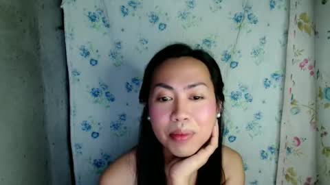Snapshot of eddfox001 chatting on 05/11/26, 04:04 eddfox001 online show from 05/11/26, 04:04