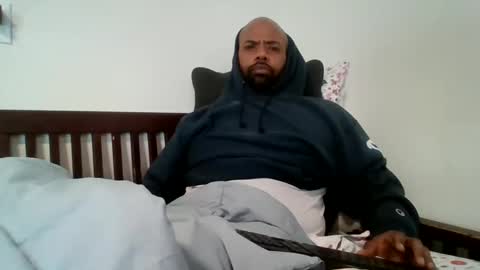 Snapshot of eddiejonez chatting on 02/14/25, 02:12 eddiejonez online show from 02/14/25, 02:12