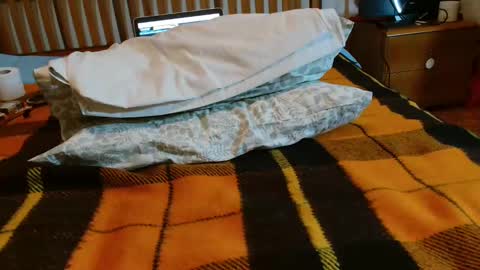 Snapshot of eddy_1968 chatting on 12/31/24, 03:20 eddy_1968 online show from 12/31/24, 03:20