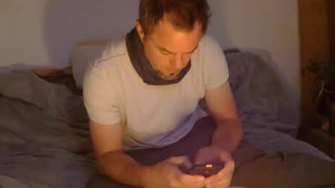 edelholz87 online show from 05/04/26, 04:08