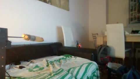 eder1988 online show from 11/30/25, 10:03