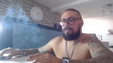 edgarram83 online show from 10/13/25, 06:08