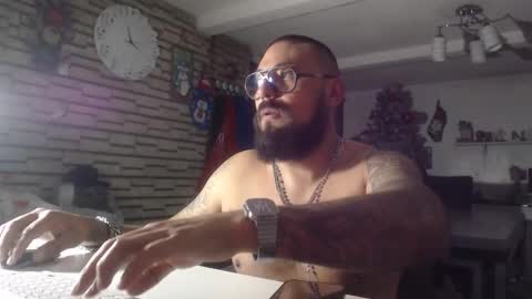 edgarram83 online show from 12/14/25, 09:58