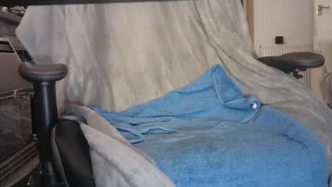 Snapshot of edged_biker chatting on 02/14/25, 06:40 edged biker online show from 02/14/25, 06:40