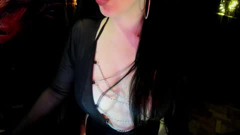 Snapshot of edgequeen69 chatting on 11/27/25, 10:01 EdgeQueen69 online show from 11/27/25, 10:01