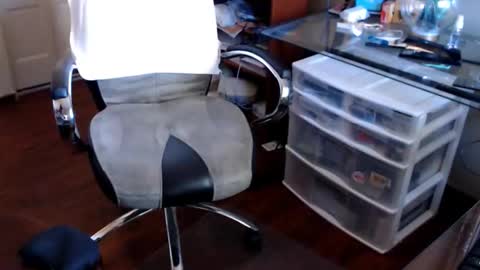 edginginedmonton online show from 10/14/25, 08:53