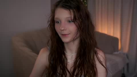Snapshot of edithgalpin chatting on 05/24/26, 11:54 Lisa online show from 05/24/26, 11:54