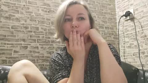 edithmanning online show from 12/13/24, 01:22