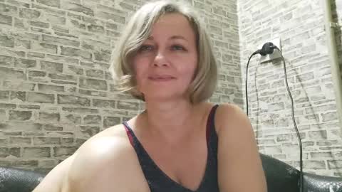 edithmanning online show from 12/24/24, 05:13