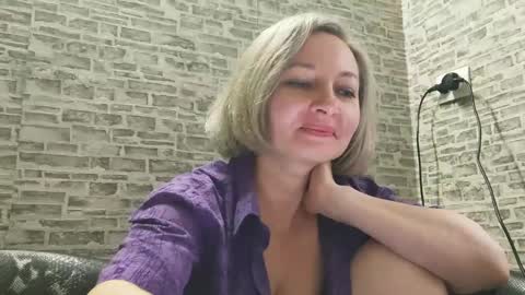 edithmanning online show from 12/28/24, 08:05