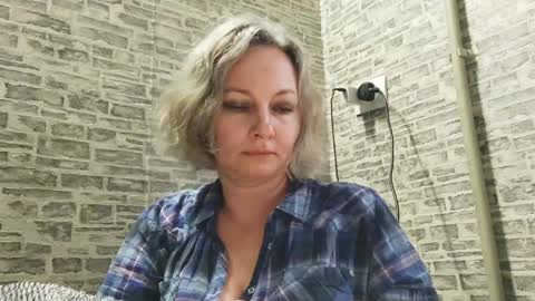 edithmanning online show from 01/14/25, 12:14