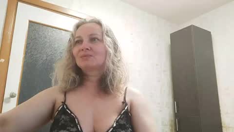 edithmanning online show from 05/17/26, 05:20
