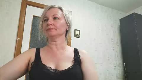 edithmanning online show from 07/15/26, 05:40