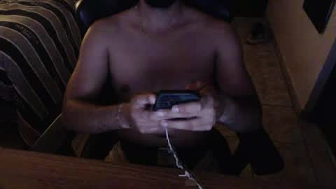 Snapshot of edmon28 chatting on 07/16/26, 05:13 edmon28 online show from 07/16/26, 05:13