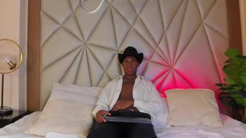 Edmund Falker online show from 10/04/25, 12:14