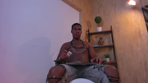 Edmund Falker online show from 10/17/25, 04:04