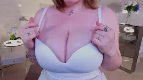 ednaadamse online show from 07/14/26, 09:58