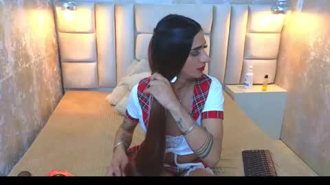 EdnaJarath online show from 01/15/25, 08:30