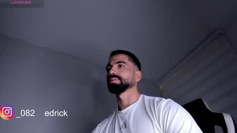 Snapshot of edrick_walton chatting on 01/02/25, 11:52 edrick online show from 01/02/25, 11:52