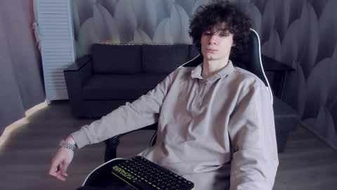 Snapshot of edvardblare chatting on 09/25/25, 09:13 edvardblare online show from 09/25/25, 09:13