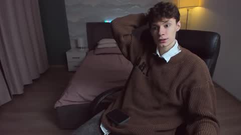 Snapshot of edvardblare chatting on 10/24/25, 04:14 edvardblare online show from 10/24/25, 04:14