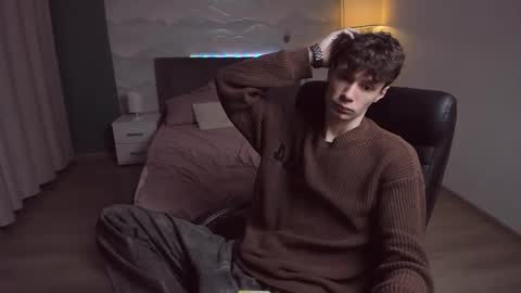 Snapshot of edvardblare chatting on 10/25/25, 04:46 edvardblare online show from 10/25/25, 04:46