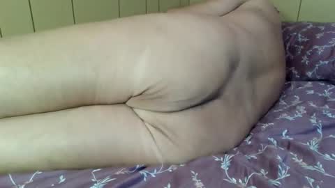 Snapshot of edwalters chatting on 10/15/25, 02:44 Eddie online show from 10/15/25, 02:44