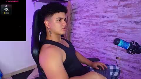 Snapshot of edward__clarck chatting on 07/05/26, 06:31 EDWARD CLARCK online show from 07/05/26, 06:31