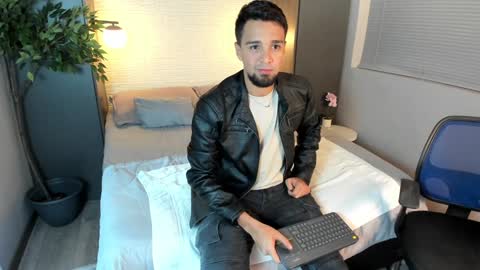 Eduardo online show from 12/10/24, 03:52