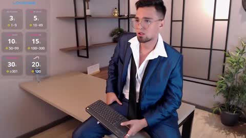 Eduardo online show from 12/20/24, 03:47