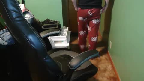 edwardaims_2please online show from 05/01/26, 02:38