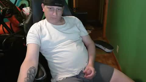 edwardaims_2please online show from 05/04/26, 03:30