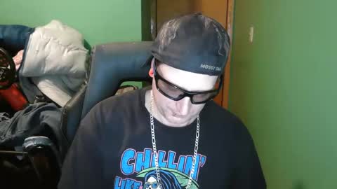 edwardaims_2please online show from 05/24/26, 02:05