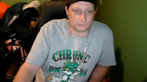 edwardaims_2please online show from 06/12/26, 03:05