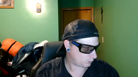 edwardaims_2please online show from 06/21/26, 02:58