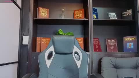 Edward Ross online show from 10/04/25, 07:01