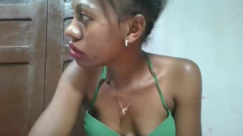 Snapshot of edwige770943 chatting on 05/30/26, 08:17 edwige770943 online show from 05/30/26, 08:17