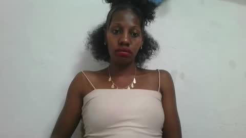 Snapshot of edwige770943 chatting on 06/07/26, 01:37 edwige770943 online show from 06/07/26, 01:37