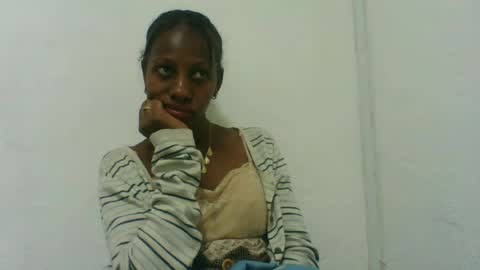 Snapshot of edwige770943 chatting on 06/11/26, 05:22 edwige770943 online show from 06/11/26, 05:22