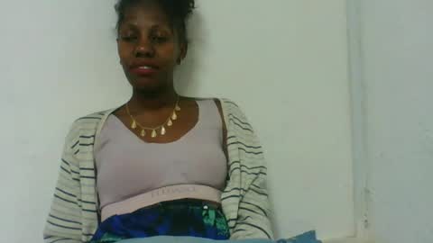 Snapshot of edwige770943 chatting on 06/12/26, 06:51 edwige770943 online show from 06/12/26, 06:51