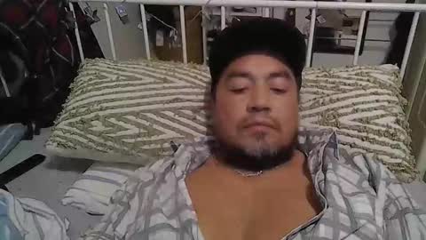 Snapshot of edwill13 chatting on 01/14/26, 10:25 EdM online show from 01/14/26, 10:25