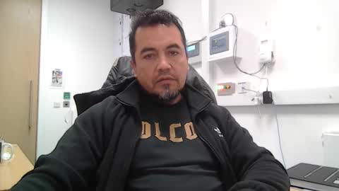 Snapshot of edwill13 chatting on 01/19/26, 08:51 EdM online show from 01/19/26, 08:51