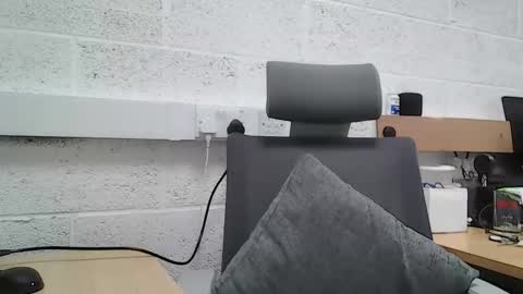 Snapshot of edwill13 chatting on 02/05/26, 11:04 EdM online show from 02/05/26, 11:04