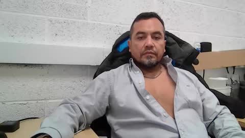 Snapshot of edwill13 chatting on 02/10/26, 10:52 EdM online show from 02/10/26, 10:52