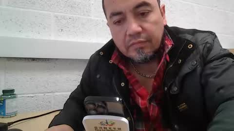 Snapshot of edwill13 chatting on 02/13/26, 10:44 EdM online show from 02/13/26, 10:44