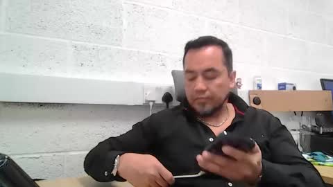 Snapshot of edwill13 chatting on 03/10/26, 09:36 EdM online show from 03/10/26, 09:36