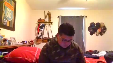 Snapshot of edwins777 chatting on 01/27/25, 08:07 Nicky789 online show from 01/27/25, 08:07